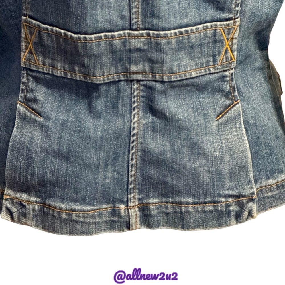 New Vintage Tommy Hilfiger Embellished Tailored Medium Wash Denim Jacket - Picture 11 of 16